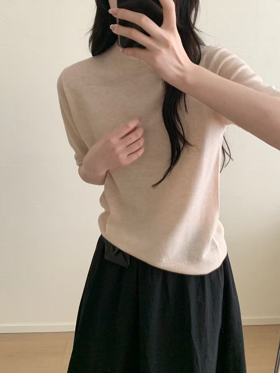 春款简约半高领短袖套头针织衫女基础款米色羊毛衫短款毛衣22110