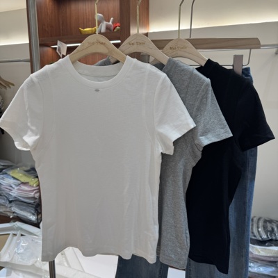 ONE12595韩国设计感拼接正肩短袖女春夏百搭修身显瘦圆领纯色T恤