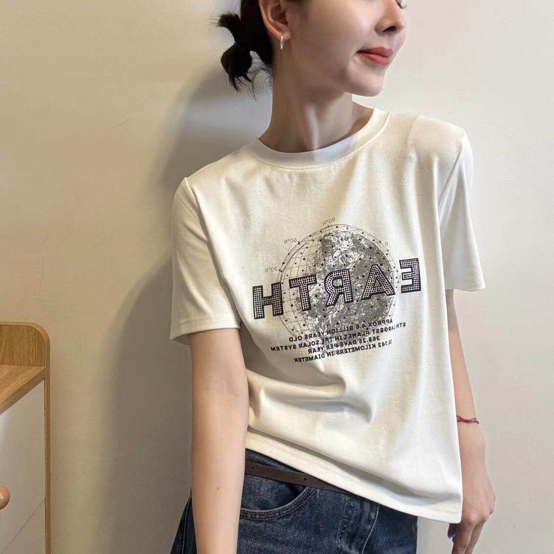 HMY正版夏季韩范圆领宽松显瘦地球印花字母洋气短袖T恤衫女32115