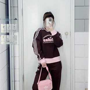 IS0373 IR6098 Adidas三叶草 女子运动休闲潮流复古条纹宽松卫衣