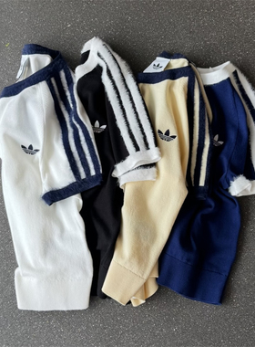 Adidas三叶草 女子运动休闲潮流毛绒三条纹短袖T恤 KS7376 KS9952