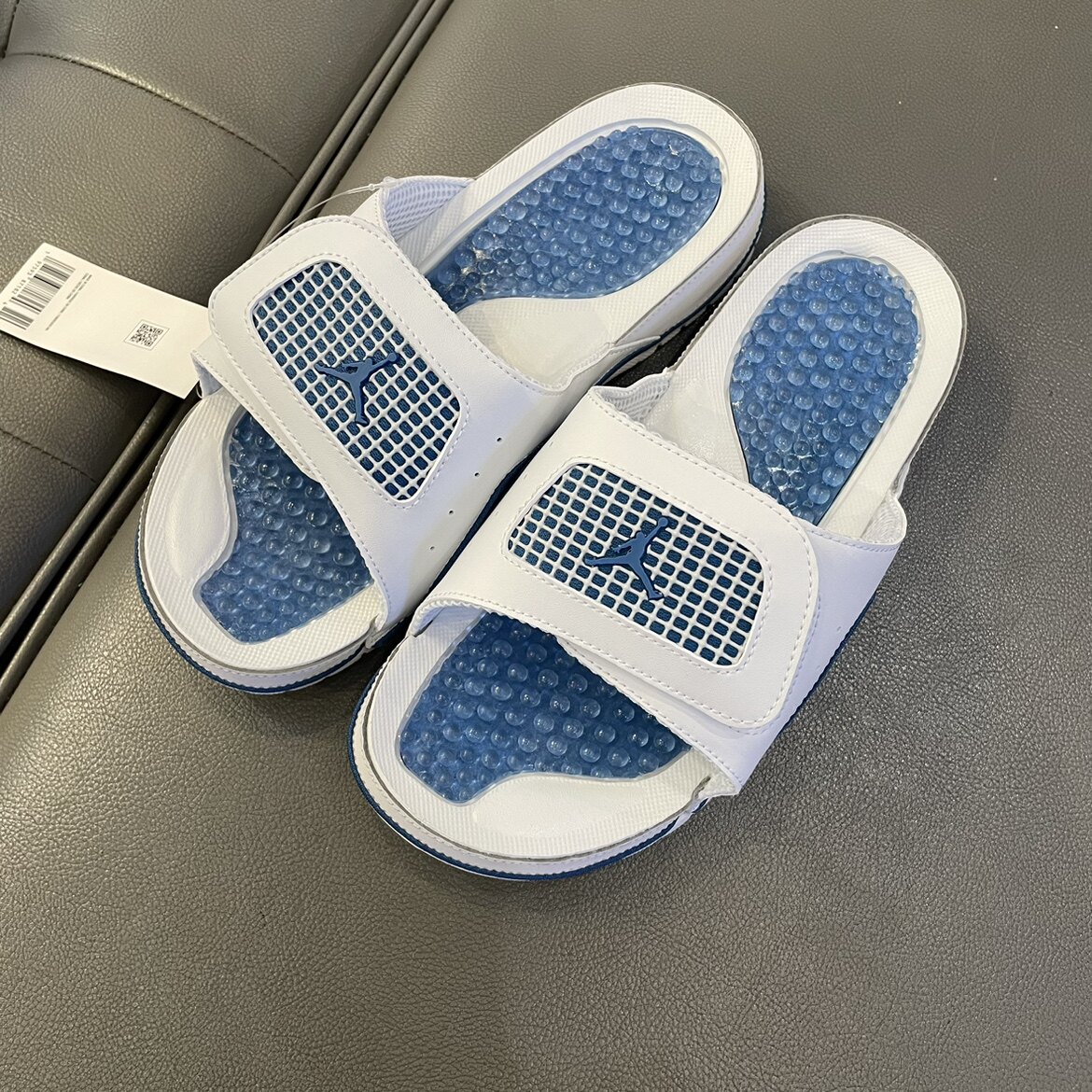 Nike耐克 Jordan AJ4夏季男女运动休闲潮流篮球拖鞋532225/532226