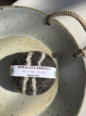 HIMALAYA尼泊尔羊毛毡手工皂冷制皂喜马拉雅精油香皂-黑盐味道