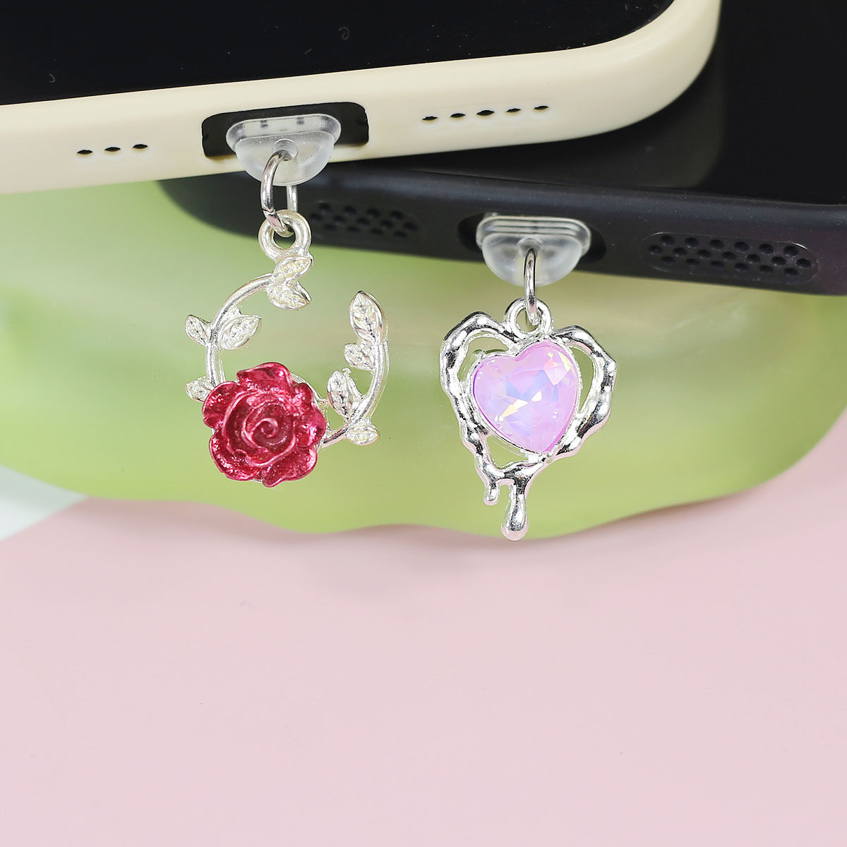 手机防尘塞挂件饰品配件甜酷风吊坠手串配饰轻奢饰品情人节礼物女