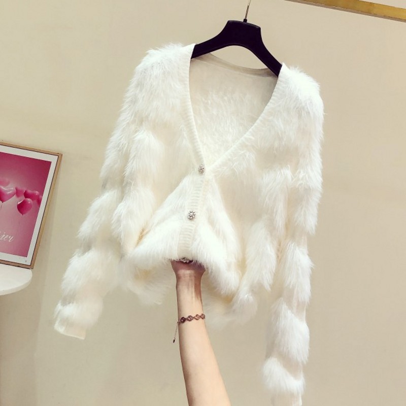 2025秋冬新款名媛风水貂绒毛毛V领钻扣针织开衫女休闲毛衣外套潮