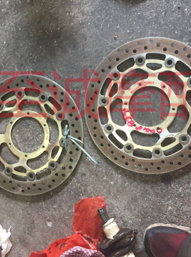 至诚摩配 本田 CB1300前刹碟 CBR600RR CBR1000RR刹车盘 刹车碟