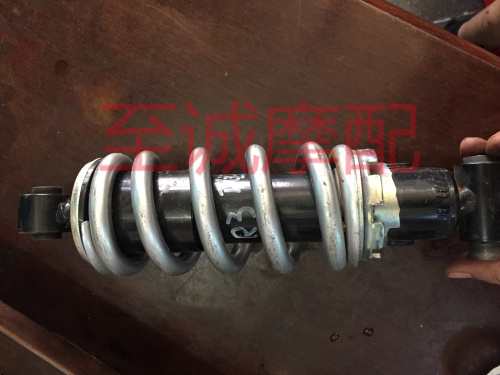 碣石至诚摩配  雅马哈 r3 后避震 R3后减震  修复漏油