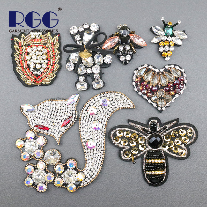 时尚刺绣钉珠布贴水晶手缝胸章