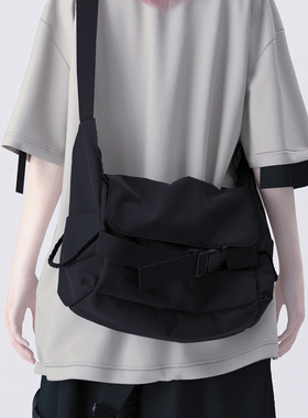 YONAIGA+ 原创INS日系黑色百搭单肩斜挎包帆布学生书包背包包男女