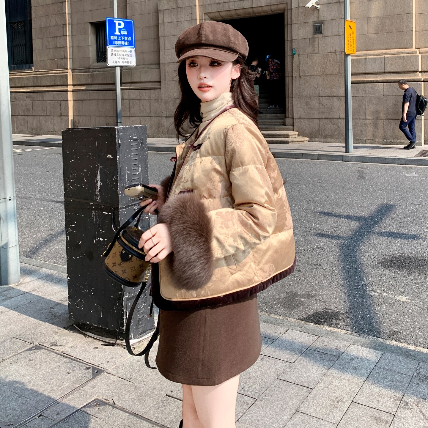 【现货】真狐狸毛新中休闲羽绒服2693-P335-K448,女装羽绒服,浙宝189