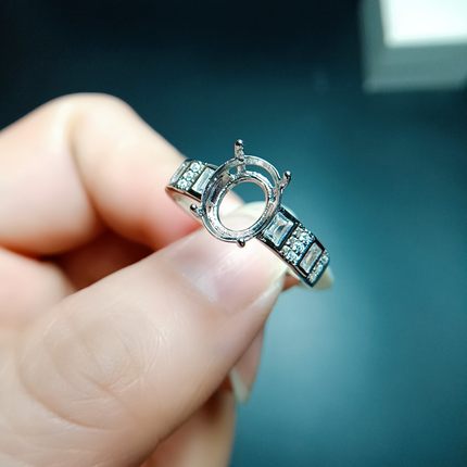 大气S925银戒指 空托椭圆形6*8/7*9mm 镀18K白金玫瑰金 女