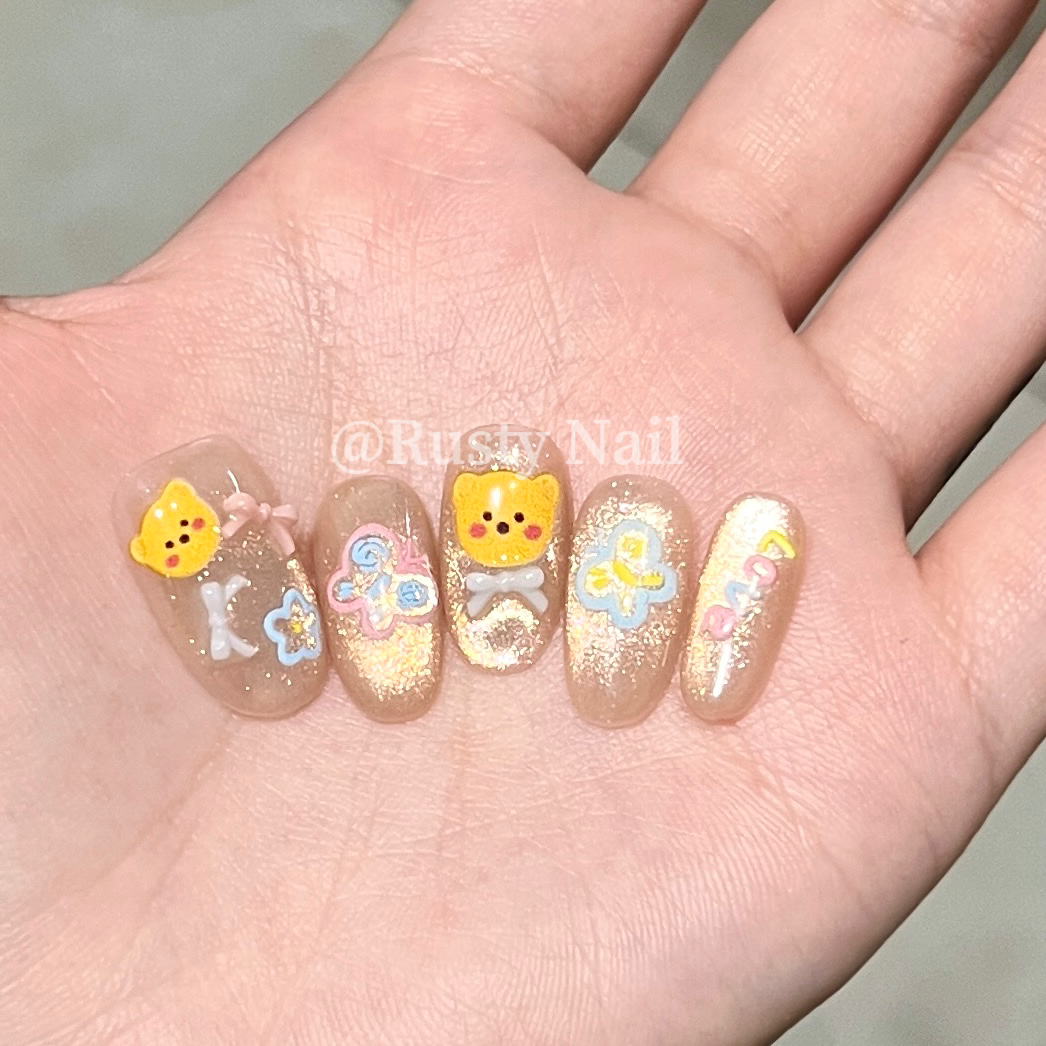 多巴胺黄油小熊短款猫眼手工美甲