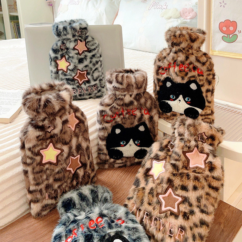 卡通可爱豹纹猫咪保暖热暖手敷肚子女生学校宿舍毛绒热水袋