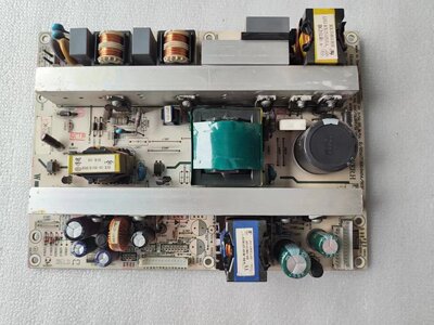 液晶电视配件海信电源板