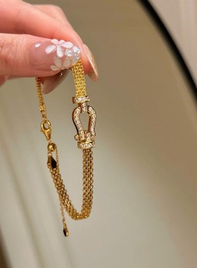 S925纯银高碳钻轻奢风马蹄扣表链手链气质时尚高级风格小众设计款