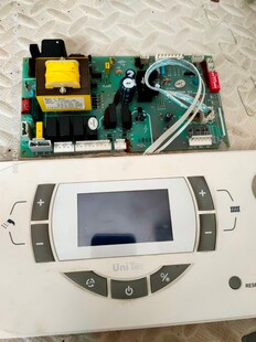 庆东纳碧安壁挂炉主板电路板主控线路板显示屏操作板原装拆机配件