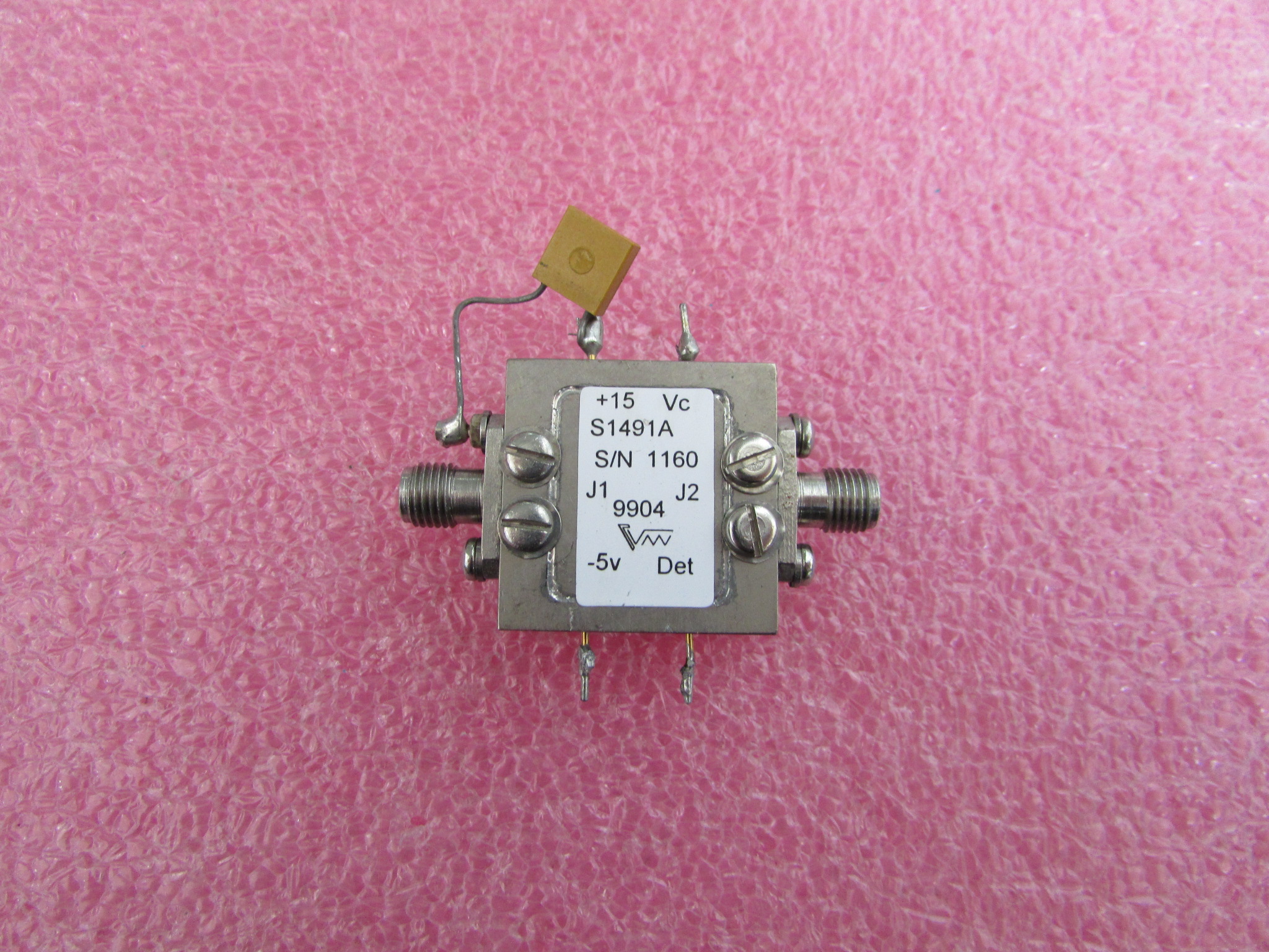 进口 100KHz-5GHz 24dB 20dBm SMA 增益控制 低噪声放大器