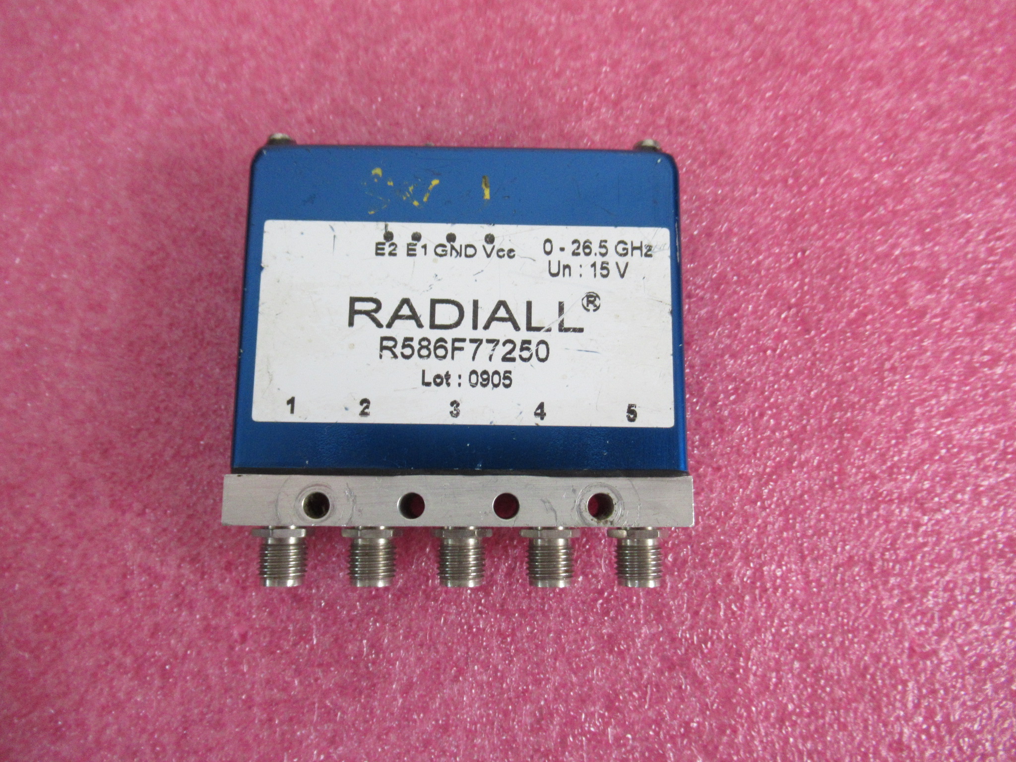 RADIALLR586F77250SPDT同轴开关