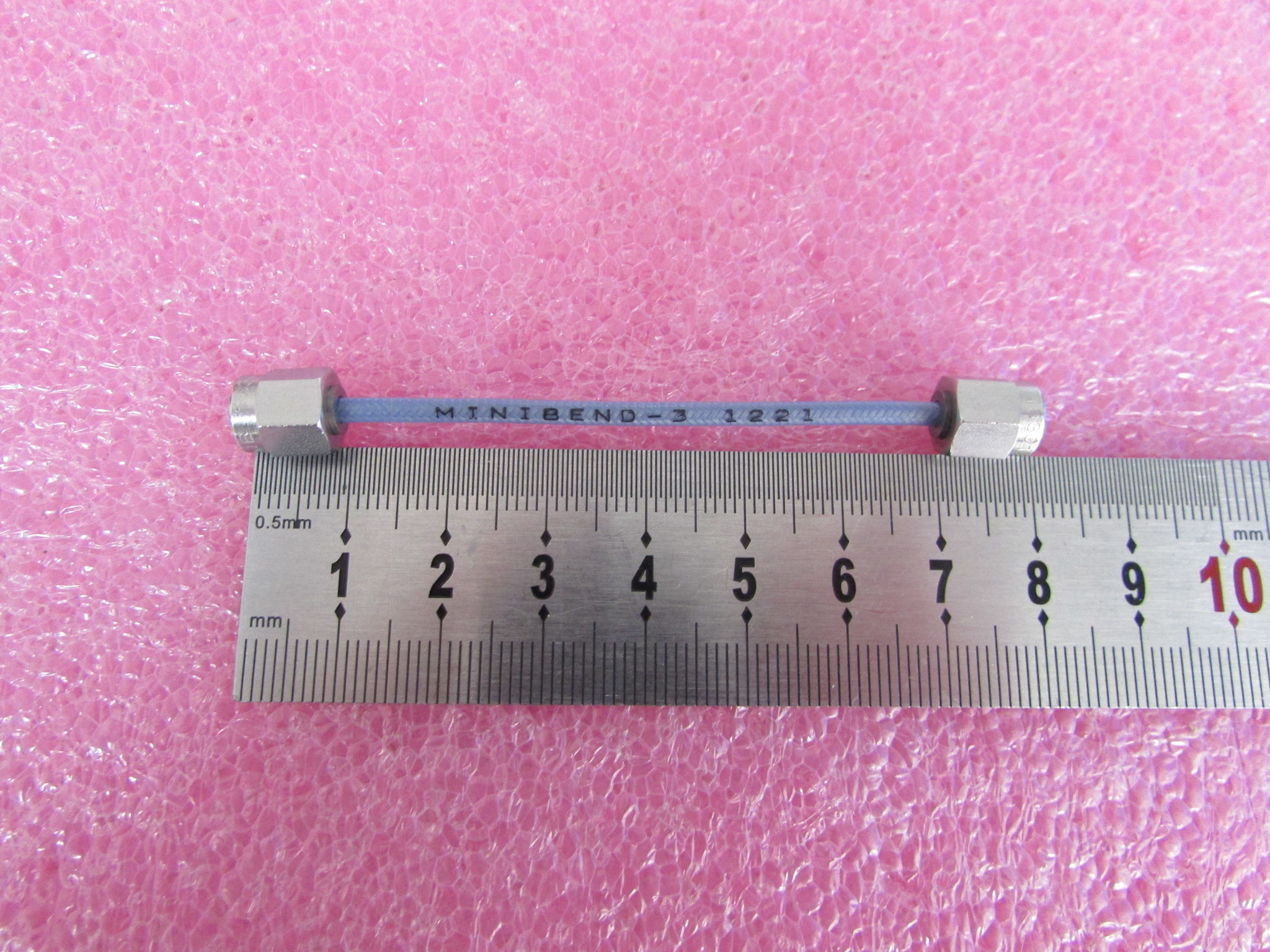 进口Minibend-3 DC-24GHz SMA-SMA公8cm射频微波同轴电缆跳线