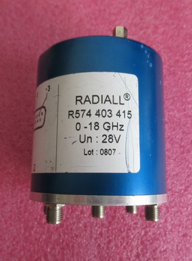 Radiall进口 R574403415 DC-18GHz SMA SP4T 28V 射频同轴开关