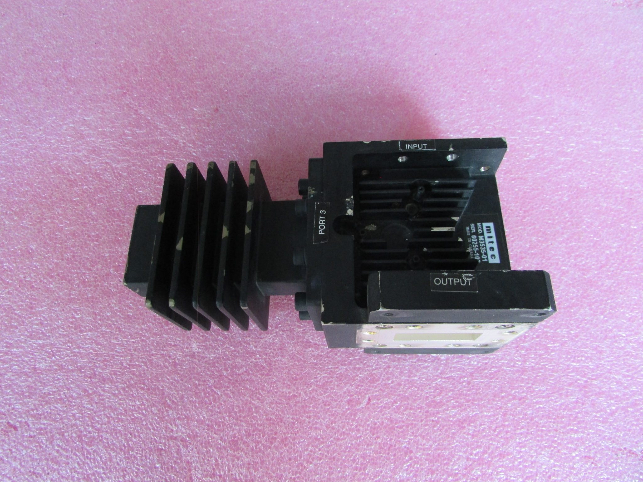 mitec进口m3535-01 5.38-8.17ghz 射频微波波导隔离器  环形器