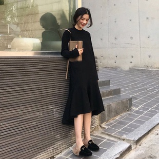 显瘦鱼尾裙2026新款秋冬季中长款荷叶边针织连衣裙长袖打底毛衣裙