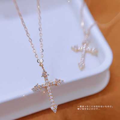 正品十字架au750女款吊坠黄金