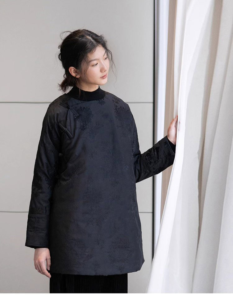 冬款人丝提花梅兰菊新中式斜襟保暖棉衣复古立领中长宽松女棉衣