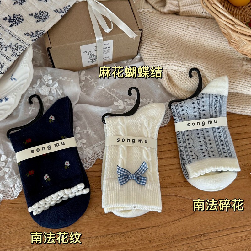 法式甜美蝴蝶结花边中筒堆堆棉袜