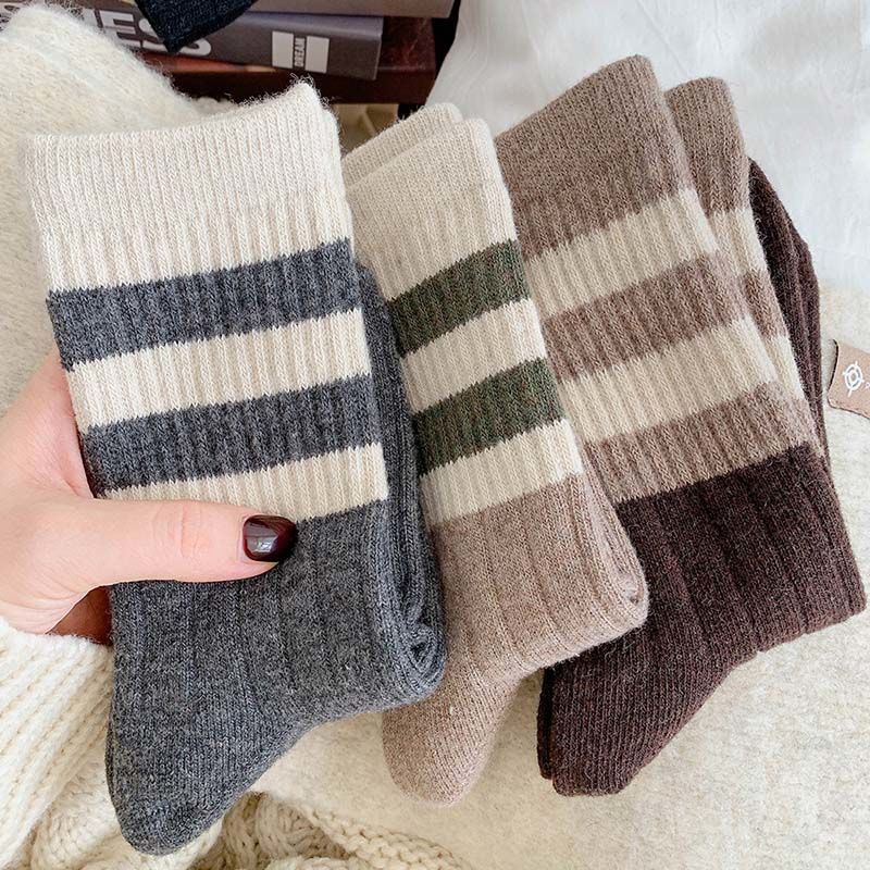 Thickened Men's Pure Wool Socks for Autumn and Winter