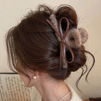 Plush Leather Bow Large Hair Claw Autumn/winter Furry Headba