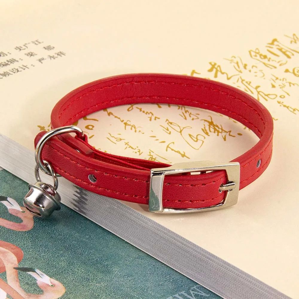 Soft PU Leather Cat Collar With Bell Safety Anti suffocating