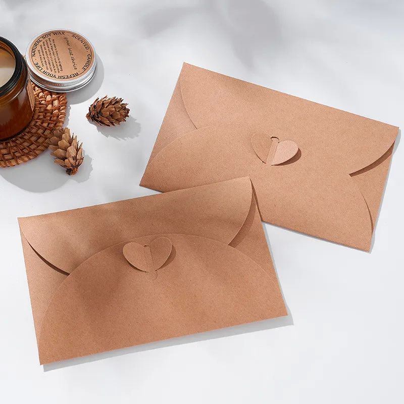 20pcs Retro kraft paper love buckle Small gift Envelopes Pos