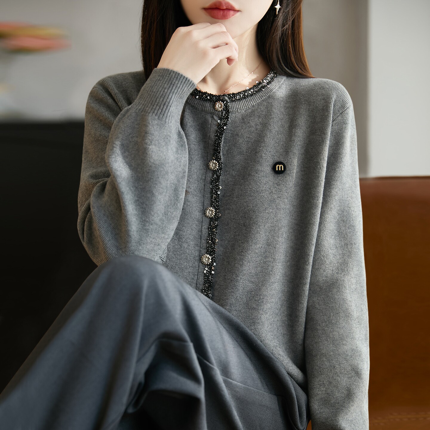 新款纽扣花边显瘦针织开衫外套女洋气大码女装上衣秋冬毛衣