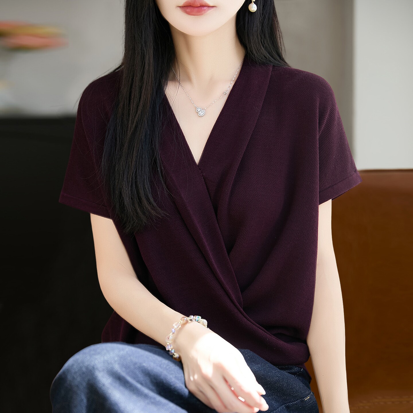 V领纯色针织短袖t恤女夏季薄款冰丝针织衫大码女装上衣