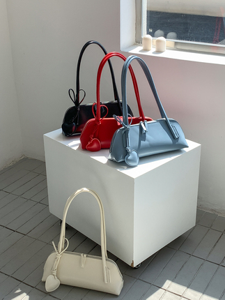 Emorrin Korean Style Niche Design Heart Pendant Baguette Bag High-End Simple Versatile Handbag Shoulder Bag for Women