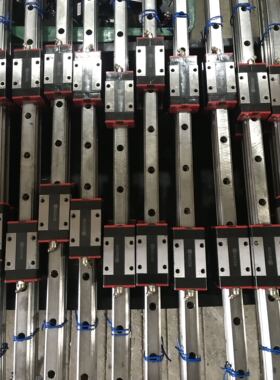 台湾ABBA拆机2手导轨BRS20B，640毫米长度轨道配2个四孔滑块顺滑