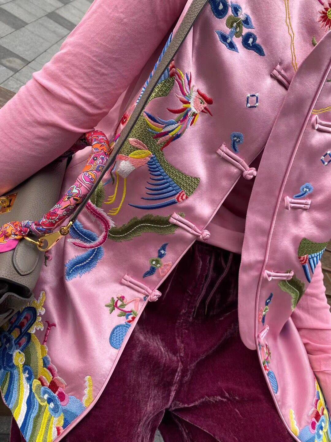 2023早春新款中国风刺绣百搭ins复古盘扣马甲女宽松洋气减龄外套