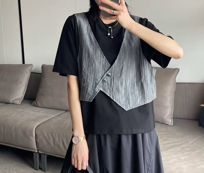 特 素夏Susa时尚百搭显瘦假两件马甲女设计感小众上衣16166