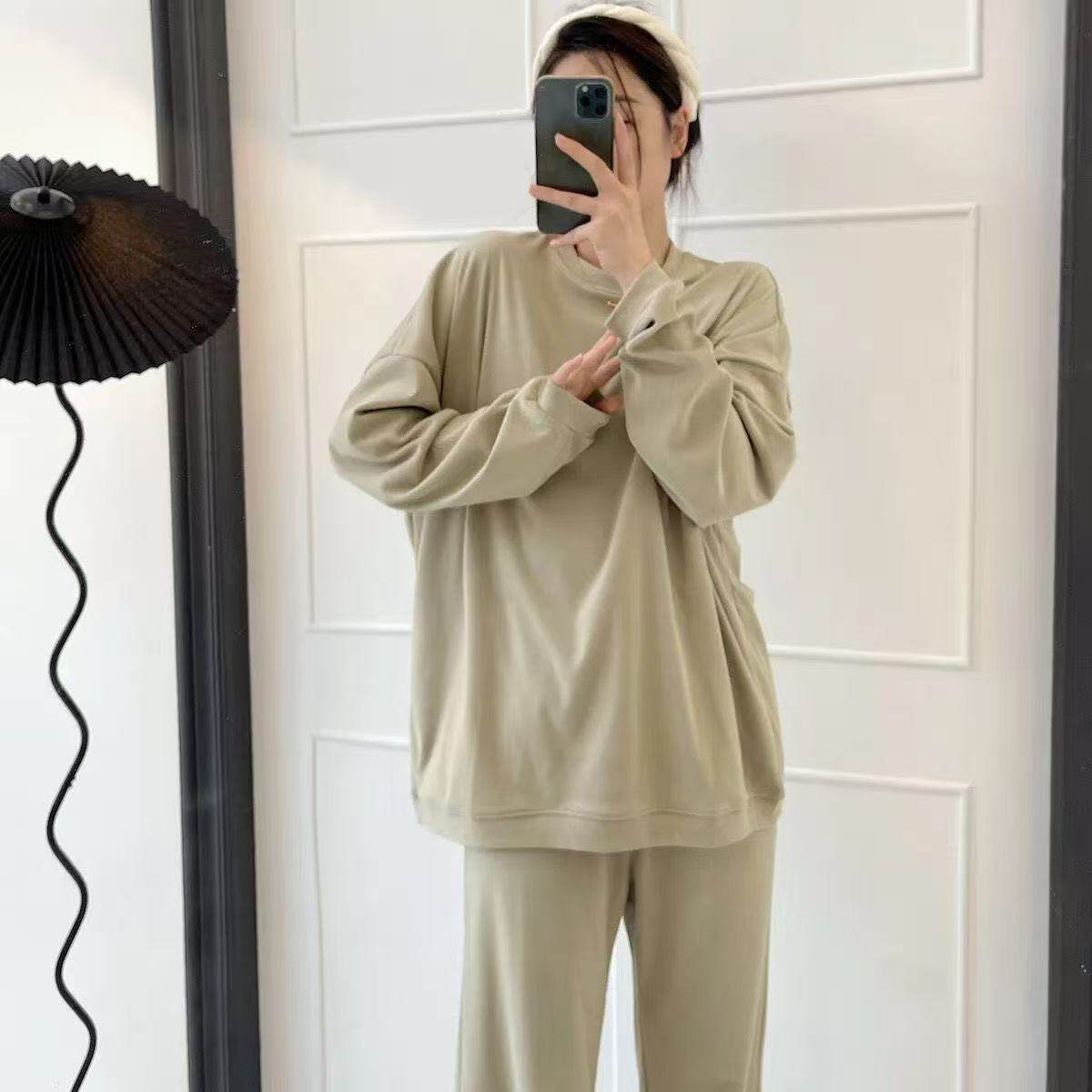 德绒保暖衣女款2026年秋冬季新款加绒加厚秋衣秋裤薄绒套装可外穿