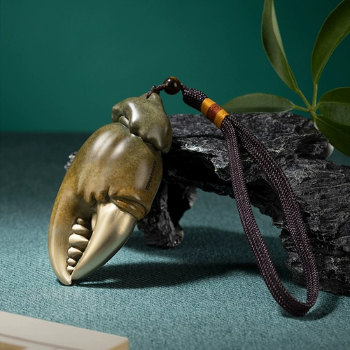 В магазине есть более тысячи повторных клиентов.