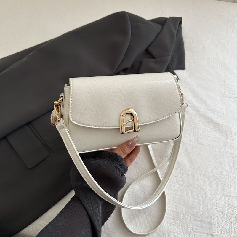 高级质感时尚百搭上班通勤单肩包包女2025夏季新款简约斜挎小方包