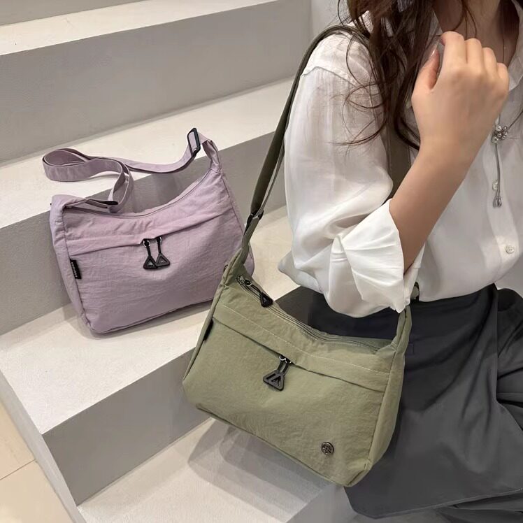 新款马卡龙色尼龙小方包防水轻便帆布包包休闲百搭单肩斜挎手机包