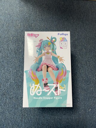 现货日版正版 Furyu VOCALOID初音未来10周年 泡面压景品手办