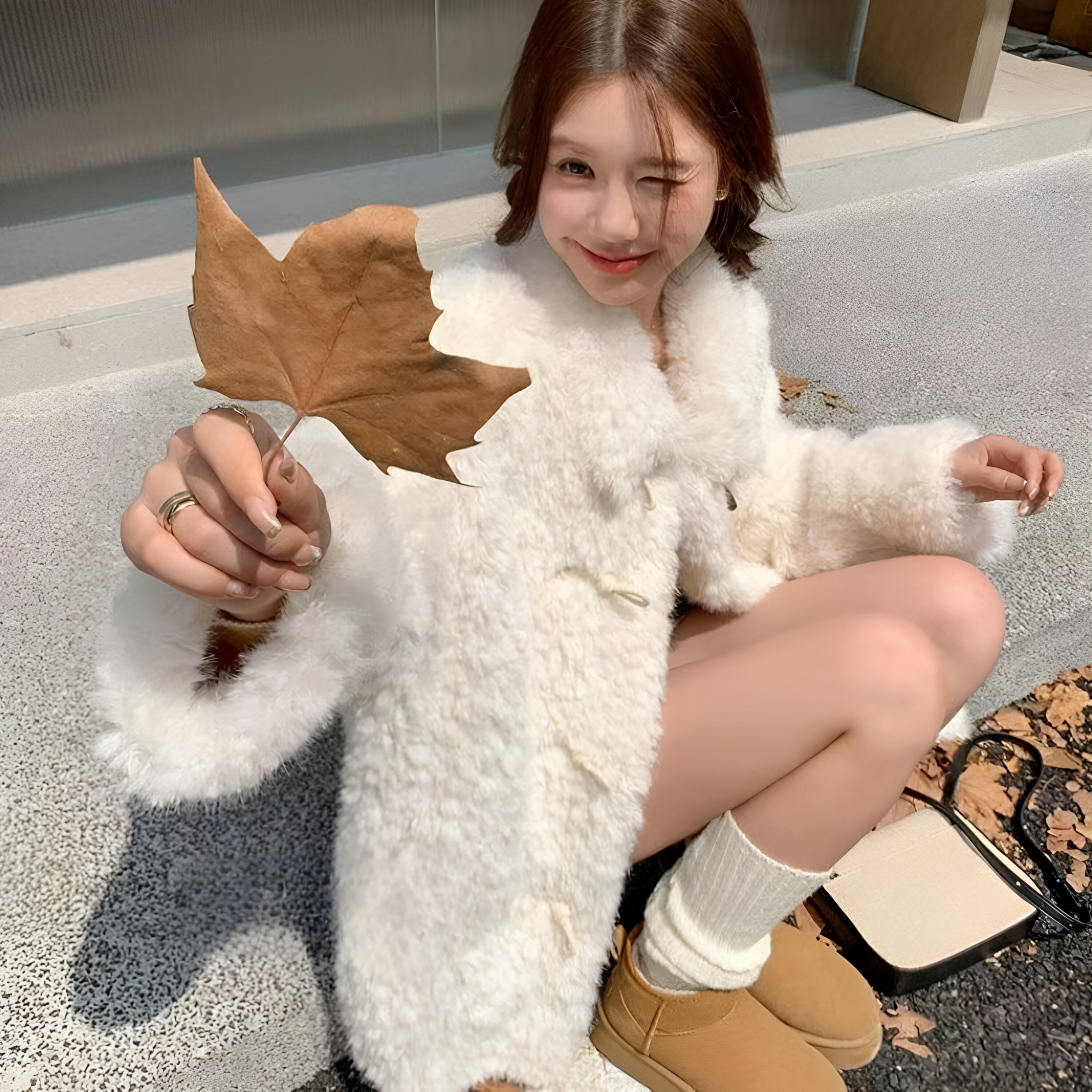 秋冬新款牛角扣毛毛女大衣图片