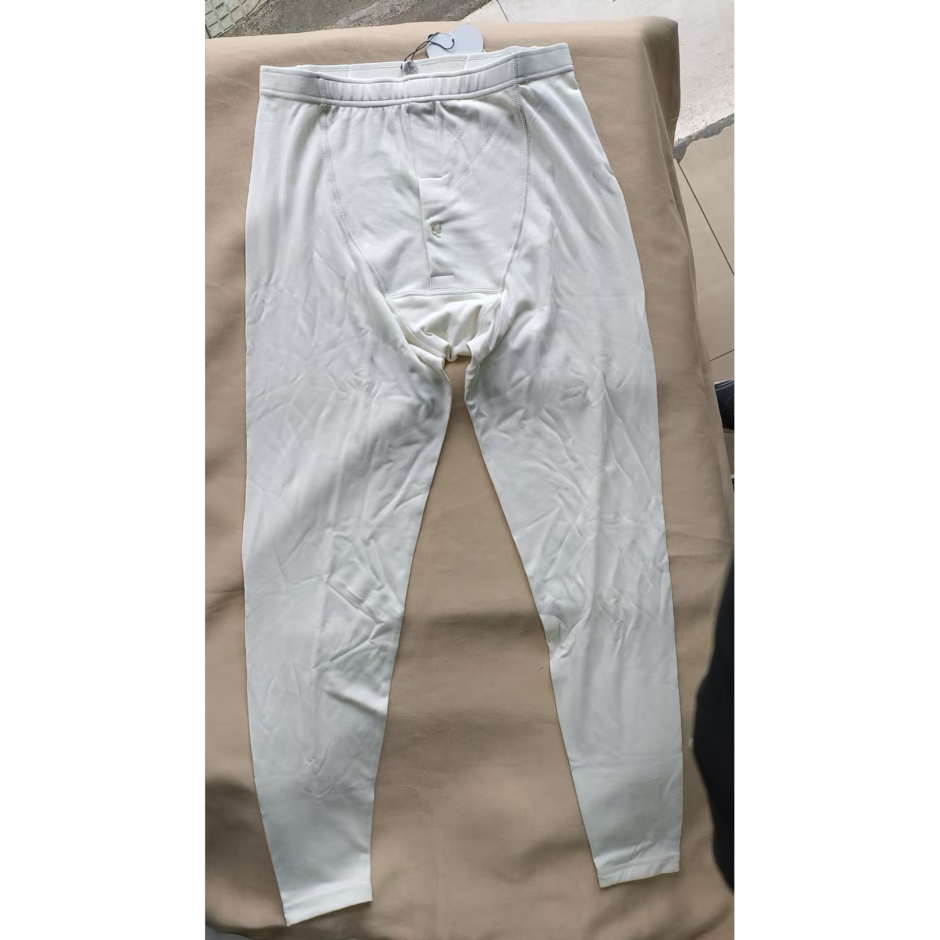 中厚，丝滑，贴合，养肤