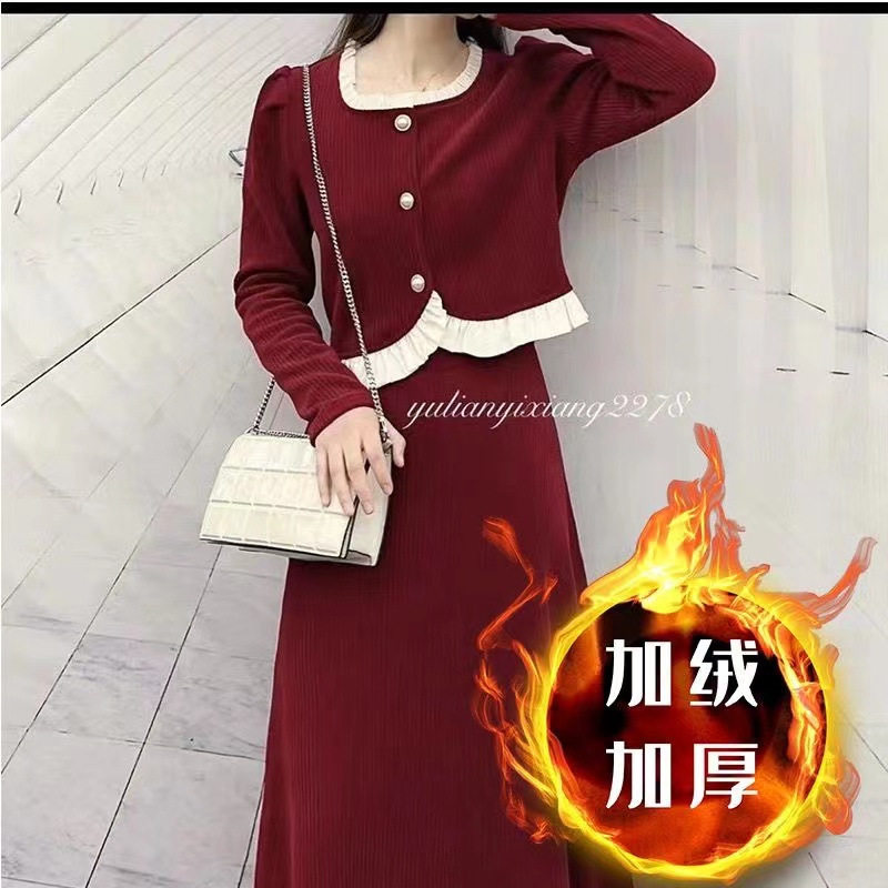 2025秋冬新款法式显瘦灯芯绒拼接蕾丝上衣半身长裙两件套装女欧货