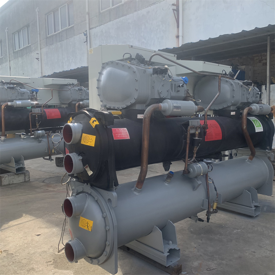 9成新开利螺杆式冷水机组二手开利冷冻机工业冷水机30HXC130B