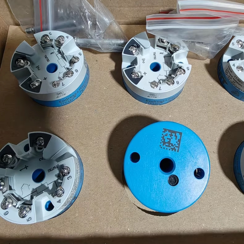 E+HTMT82-NAA2AB3A1A1A2