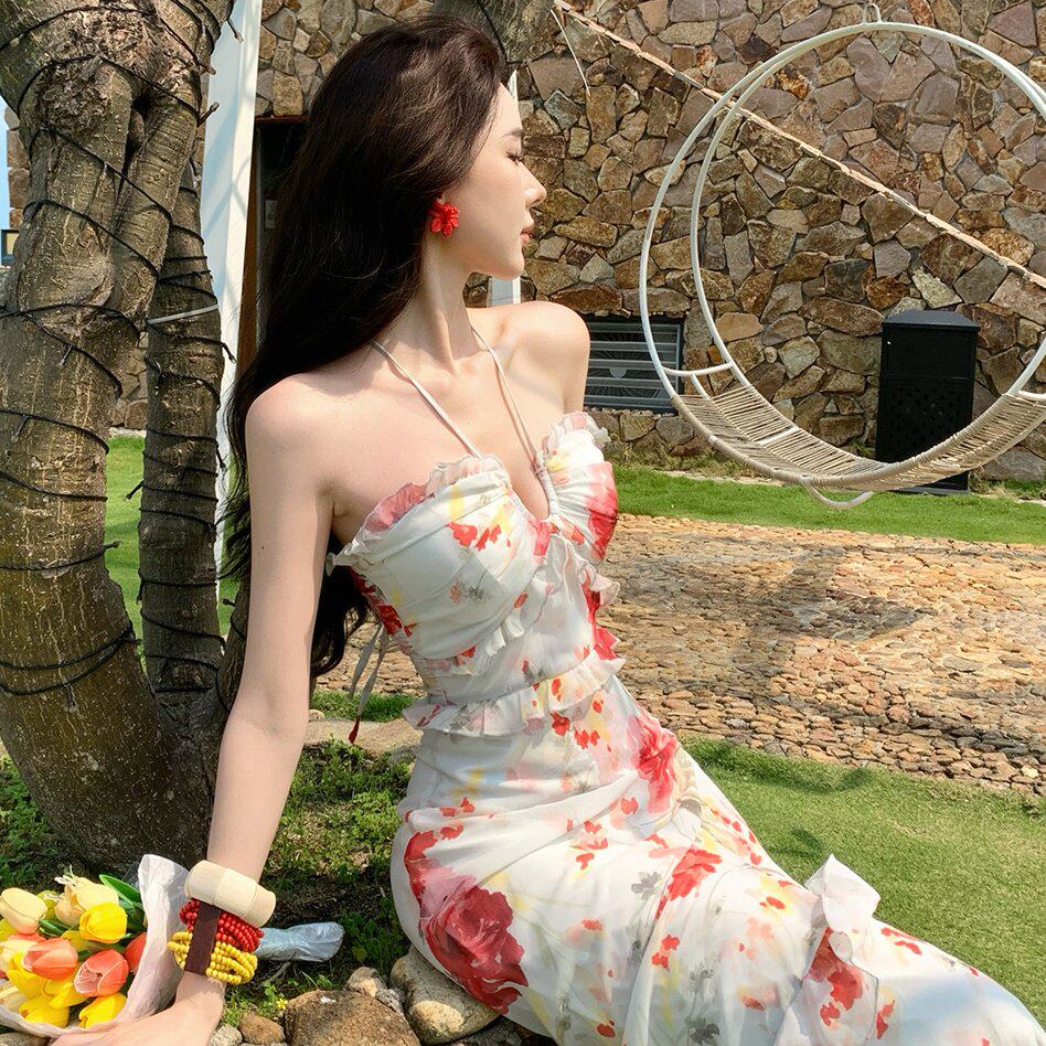 碎花挂脖连衣裙女2026夏季新款雪纺印花长裙度假风荷叶边连衣裙